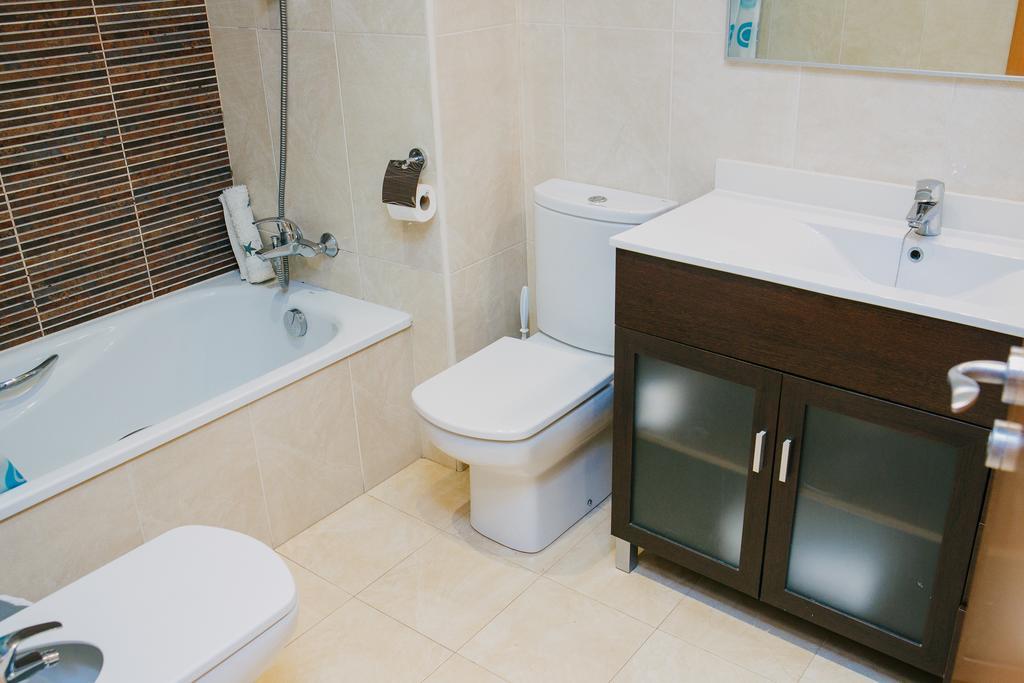 Apartamentos Navas Барселона Екстериор снимка