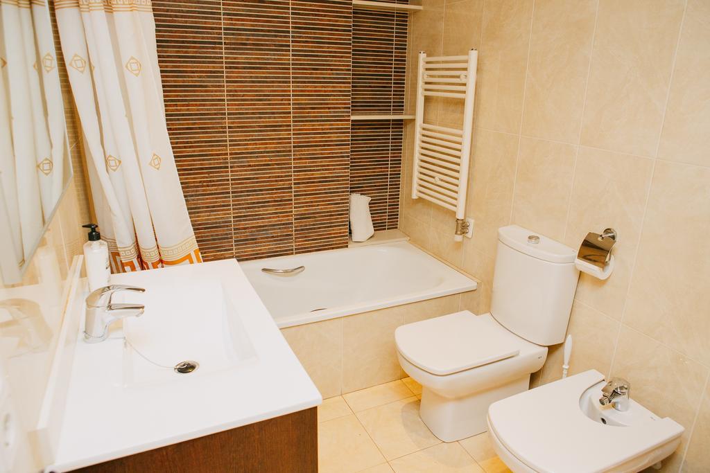 Apartamentos Navas Барселона Екстериор снимка