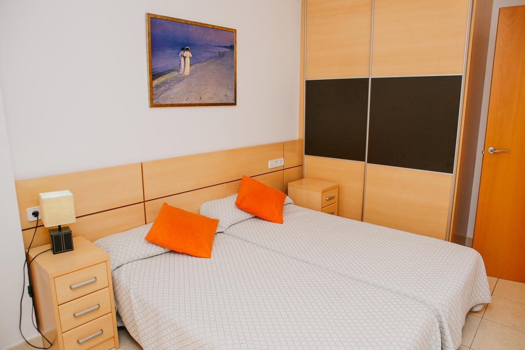 Apartamentos Navas Барселона Екстериор снимка